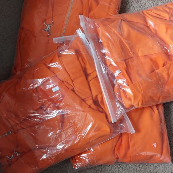 Sweatsuit - Picture 3 of 3